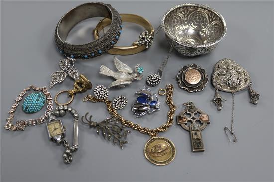 Mixed jewellery including white metal bird mourning brooch, Eastern bangle, fob seal etc.